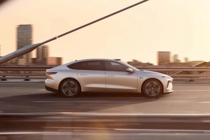 Nio Et7 четырехдверный и пятиместный роскошный новый энергетический автомобиль 2