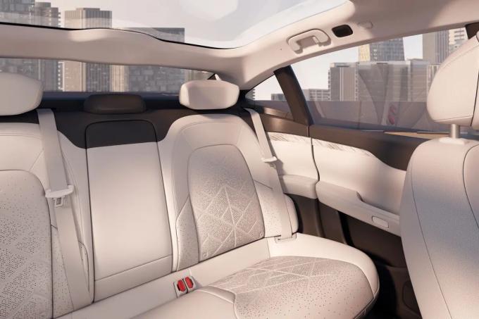 Nio Et7 четырехдверный и пятиместный роскошный новый энергетический автомобиль 5