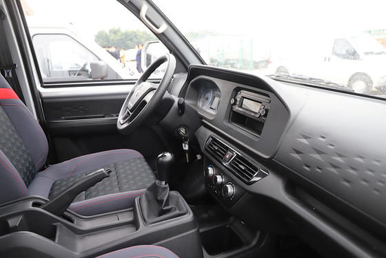 DFSK Brand Vans And Trucks D71 D72 PLUS CNG Model Pickup Truck 5990 X 1870 X 2040 Mm
