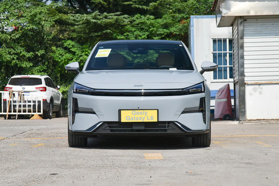 2023 Geely Auto Galaxy L6 60km 125 Km 1.5T 3DHT Hybrid LHD Sedan Yinhe L6 Electric Sedan Deposit