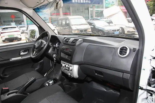 Ruichi EC31S New Energy Box Van 259Km Range Small Cube Truck