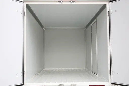 Ruichi EC31S New Energy Box Van 259Km Range Small Cube Truck
