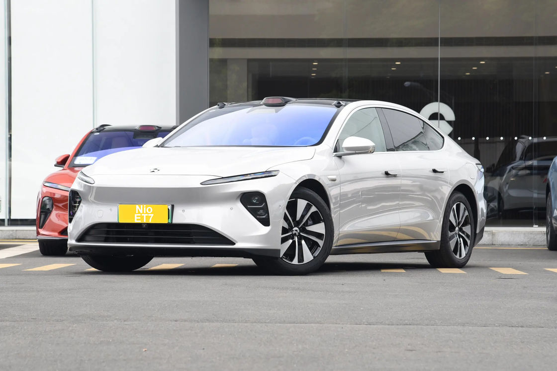 Nio Et7 Four Doors And Five Seats Luxury New Energy Car
